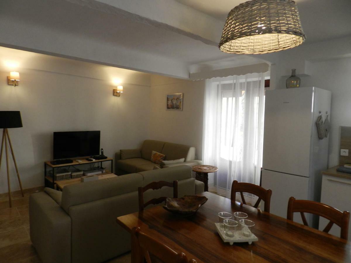 La Maison Peano Гассен Экстерьер фото